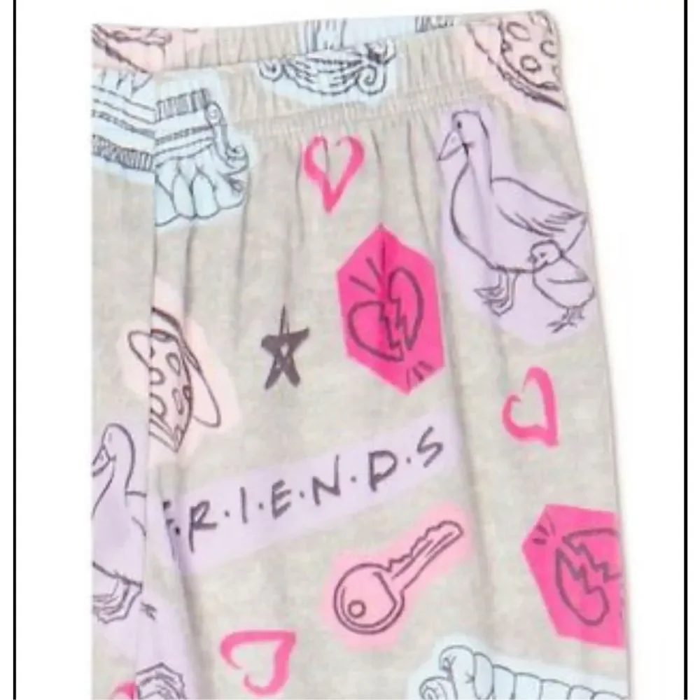 Friends TV Show Little Girl’s 2 Piece Long Sleeves Pajama Set Size 4/5 Ross Moni